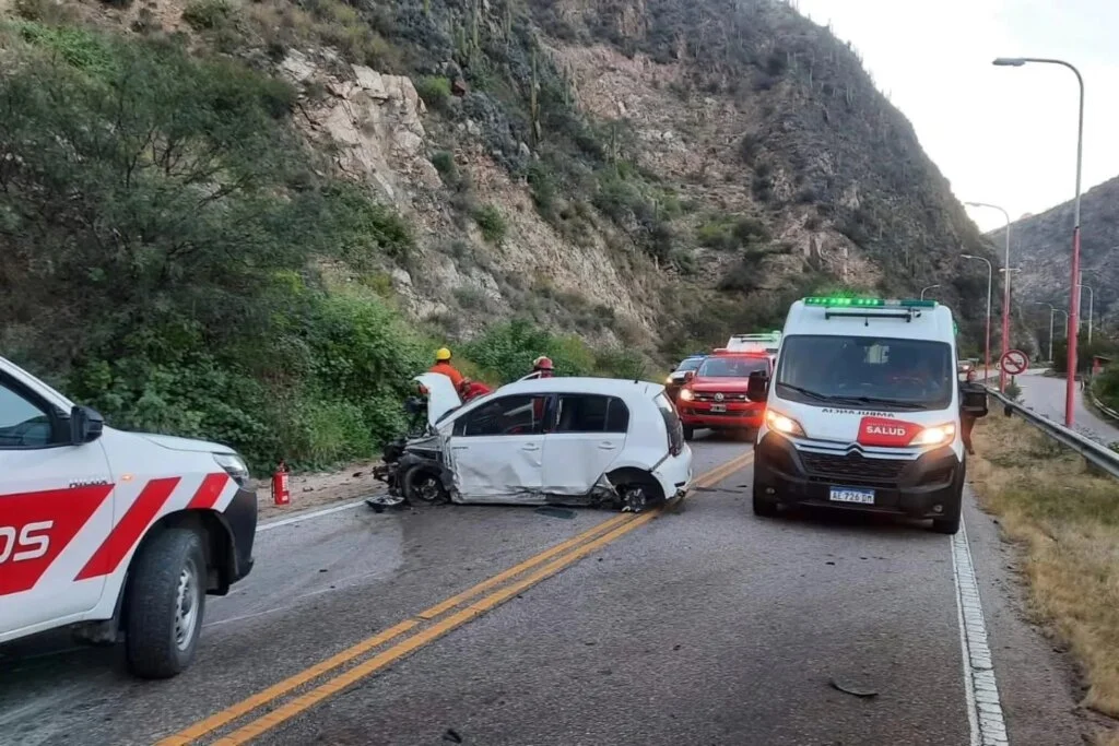 Accidente en Ruta 75: joven de 19 años se encuentra en estado crítico tras choque cerca del parque acuático