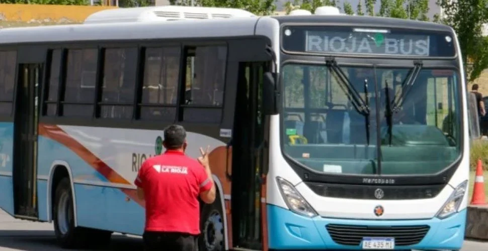 Aumento de frecuencias en el servicio de Rioja Bus: mejoras para los usuarios en la capital