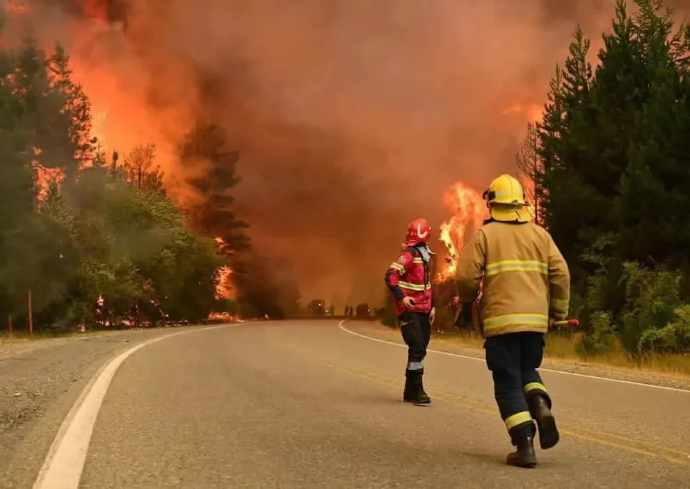 Bomberos de La Rioja en alerta: recorte del 50% en fondos pone en riesgo su operatividad