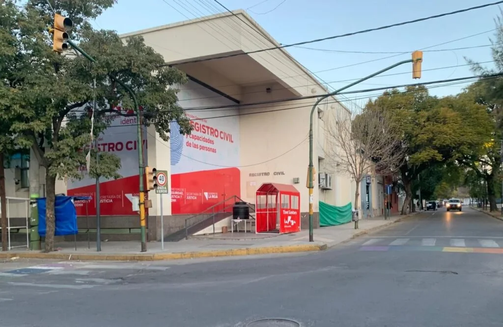 Cambios en horarios y costos del DNI en el Registro Civil durante las vacaciones