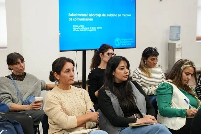 Capacitación en prevención del suicidio: OPS Argentina busca mejorar la comunicación en medios