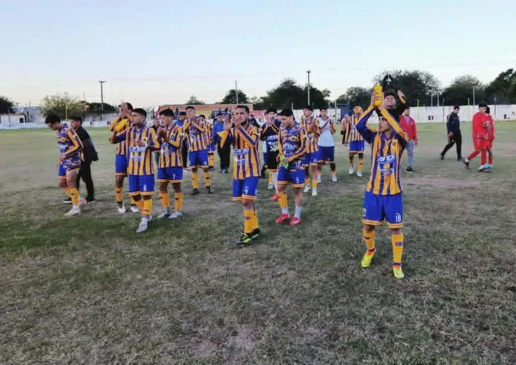 Defensores de la Boca arranca con buen pie en el campeonato tras vencer a Riojano