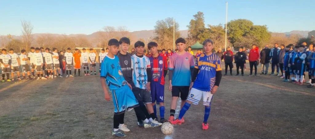 Desayuno semanal para jóvenes futbolistas de Divisiones Inferiores en La Liga Riojana