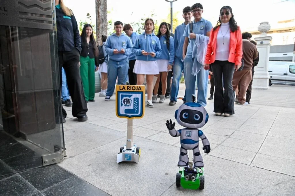 Estudiantes del Colegio Provincial N.° 1 listos para la final nacional de la Copa Robótica 2026