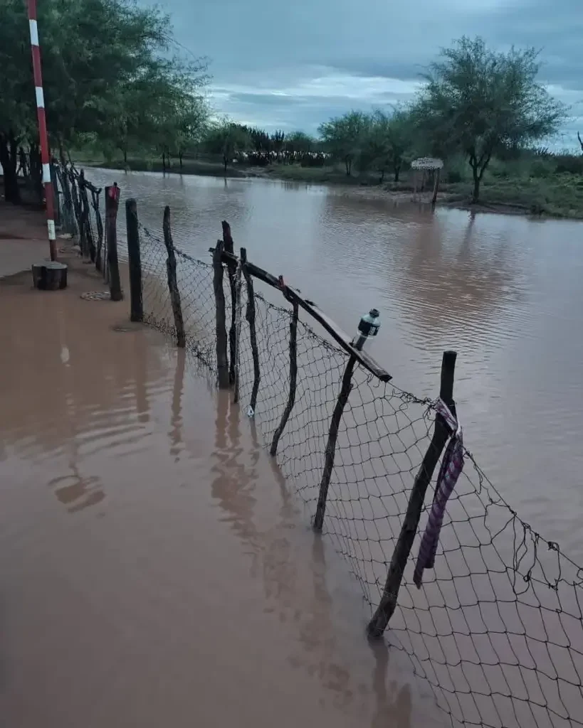 Familias atrapadas en Pozo Redondo: caminos rurales intransitables tras lluvias intensas
