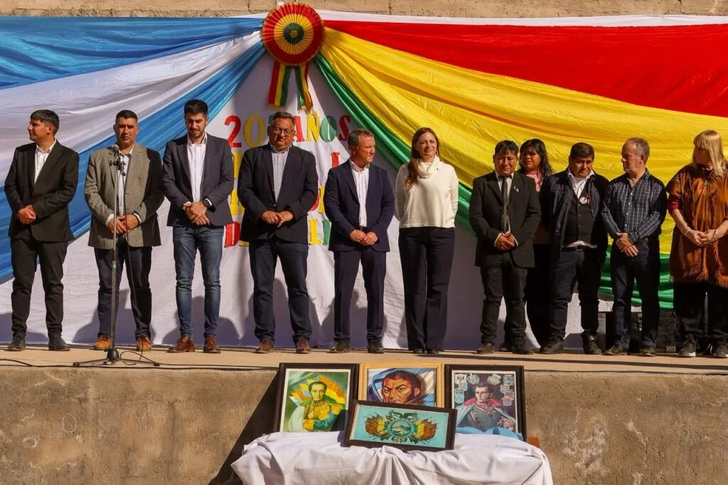 Nonogasta rinde homenaje a Bolivia en el 201° aniversario de su independencia