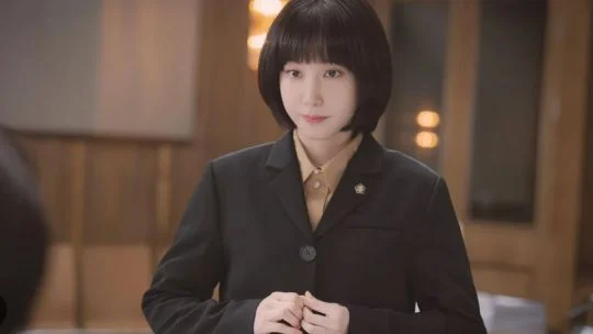 Regresa 'Extraordinary Attorney Woo': Park Eun Bin vuelve a deslumbrar en la segunda temporada