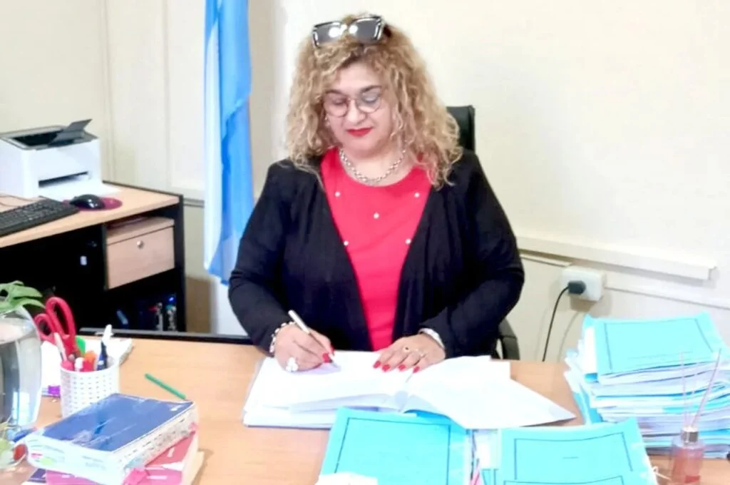 Virginia Illanes Bordón presenta denuncia por prevaricato contra el juez Carrizo en Chilecito