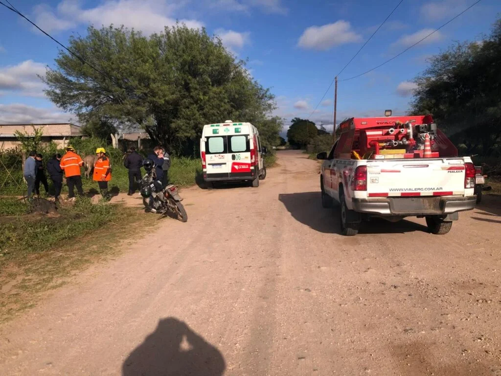 Accidente en el ingreso al Barrio Francisco I deja a motociclista herida