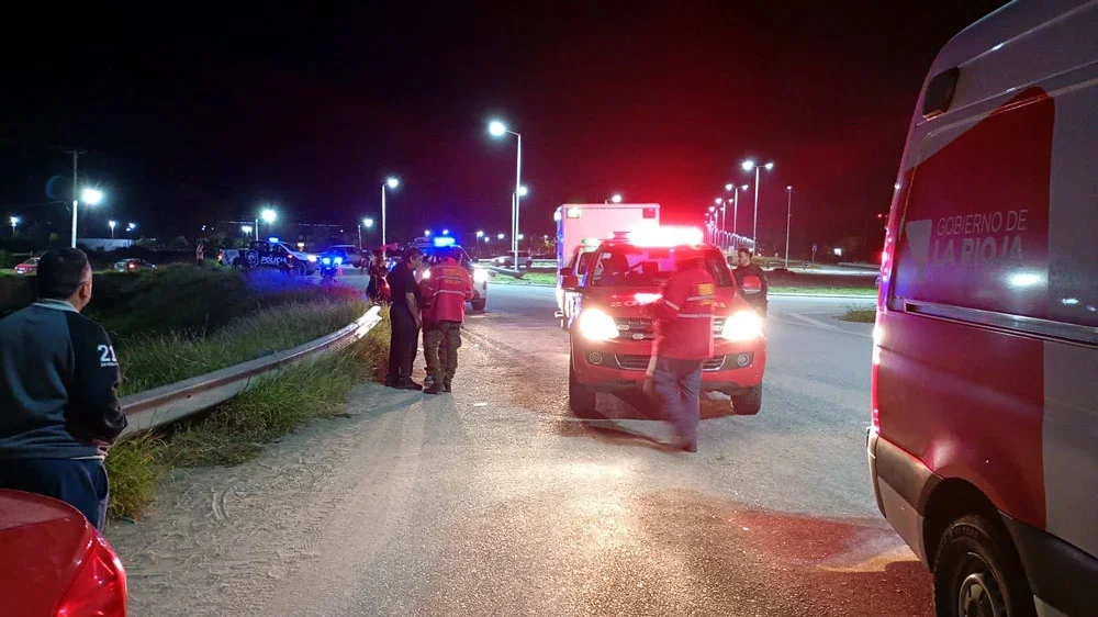 Accidente en Ruta 38 deja dos peatones hospitalizados en la capital riojana
