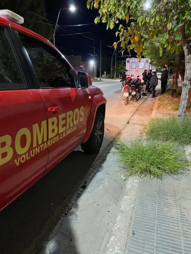 Accidente vial en La Rioja: asalto causa caída de mujer y lesiones graves
