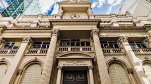 Banco Central enfrenta caída de reservas: más de USD 7.300 millones acumulados en 2026