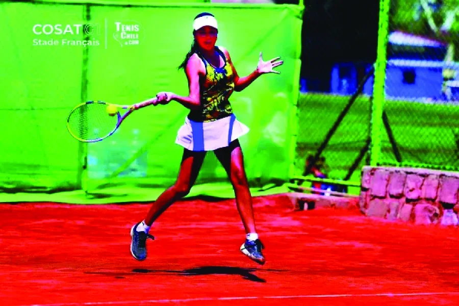Camila Aguirre Ramos se posiciona como favorita en el "Guayaquil Bowl" de tenis en Ecuador