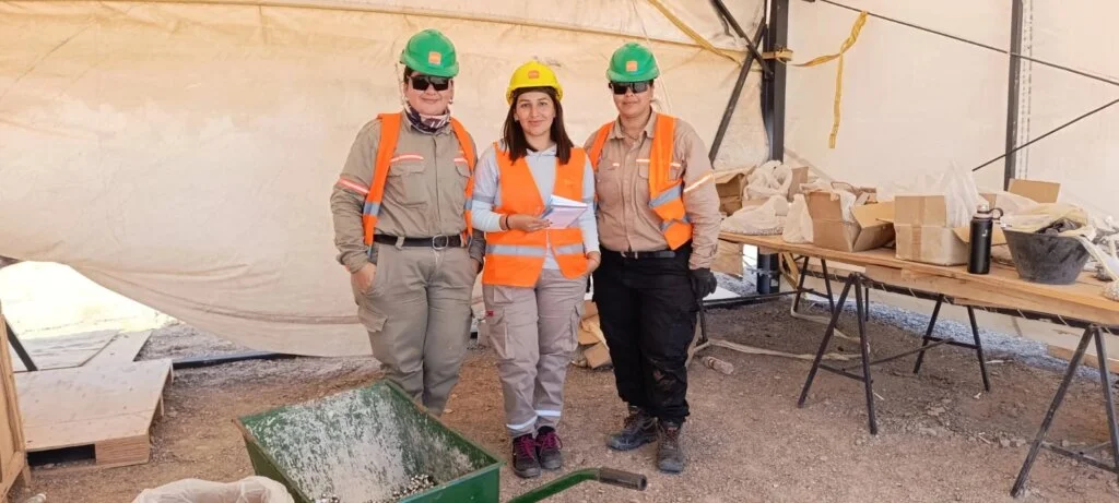 Catorce mujeres se suman al sector de la construcción en el Parque Solar Arauco