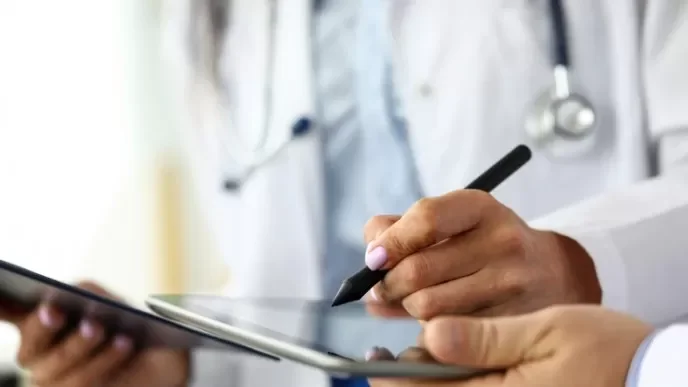 Cientos de aspirantes compiten por un lugar en residencias médicas en La Rioja