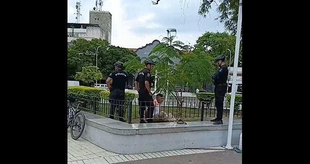 Comerciantes alertan sobre robo: detienen a agresor de la policía en La Rioja