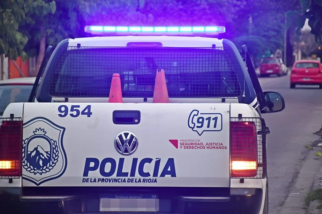Conflicto en Aimogasta: joven de 24 años sufre heridas de arma blanca en pelea.