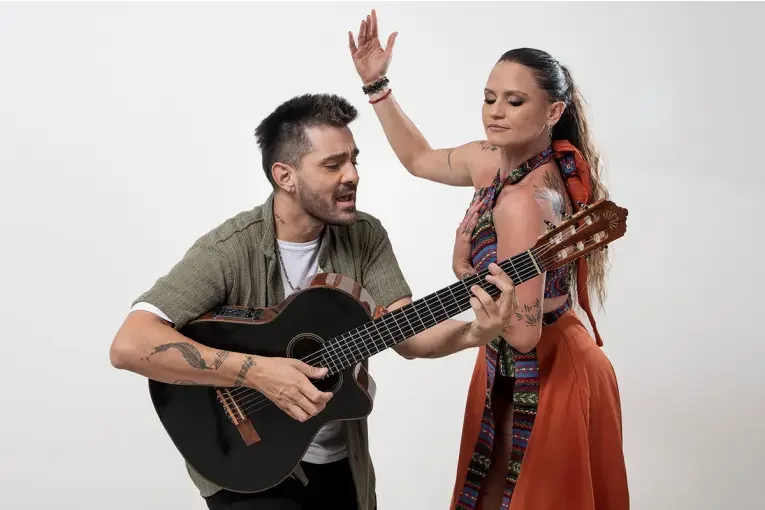Efraín Colombo trae “Y la vida va”: un homenaje musical a las vivencias compartidas