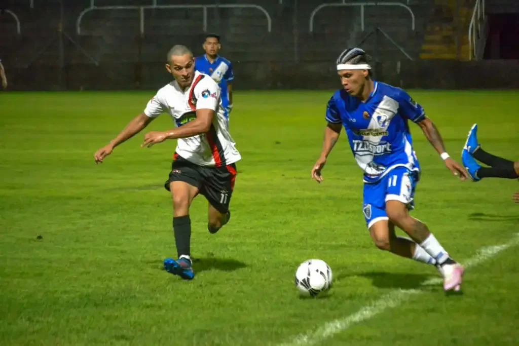 El torneo provincial de fútbol arranca su segunda fecha con gran expectativa en La Rioja