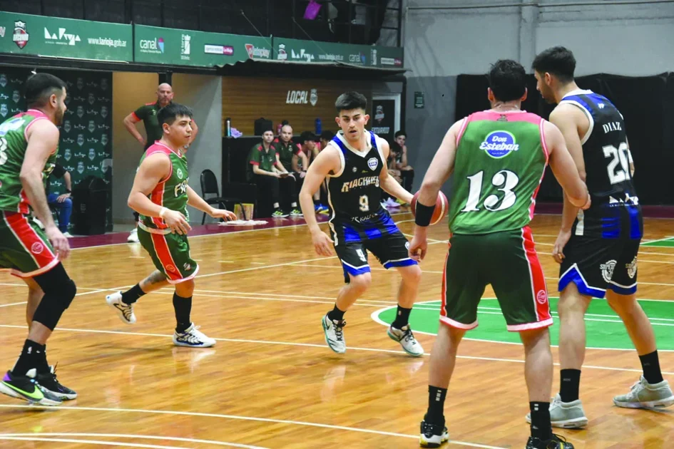 Facundo y Riachuelo se enfrentan en un emocionante inicio del Torneo Local de Básquet