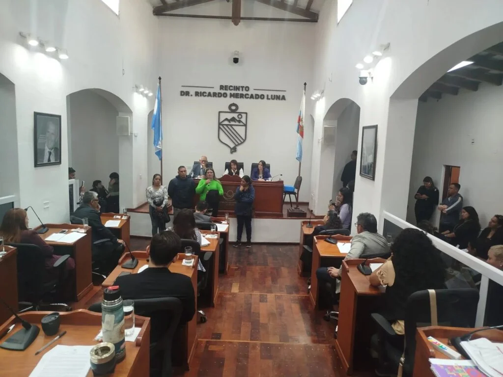 Familias en riesgo por lluvias: concejales de La Rioja se oponen a donación de terrenos