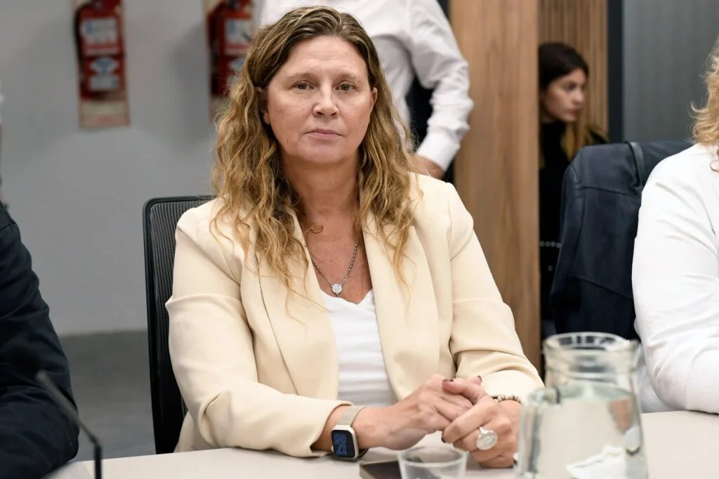 Gabriela Pedrali critica la impunidad del gobierno de Milei tras la salida de Adorni