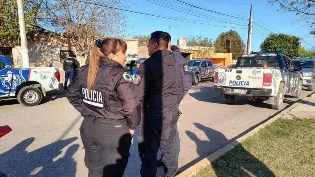 Hija agredió a su padre con un machete en un violento episodio familiar
