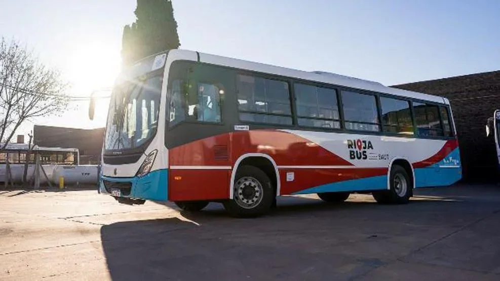 Horarios especiales de Rioja Bus para el feriado del lunes 15 de junio