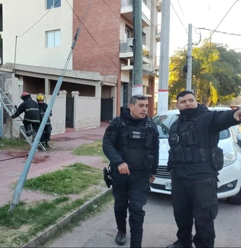 Incendio en vivienda de La Rioja: paloma electrocutada causa daños materiales