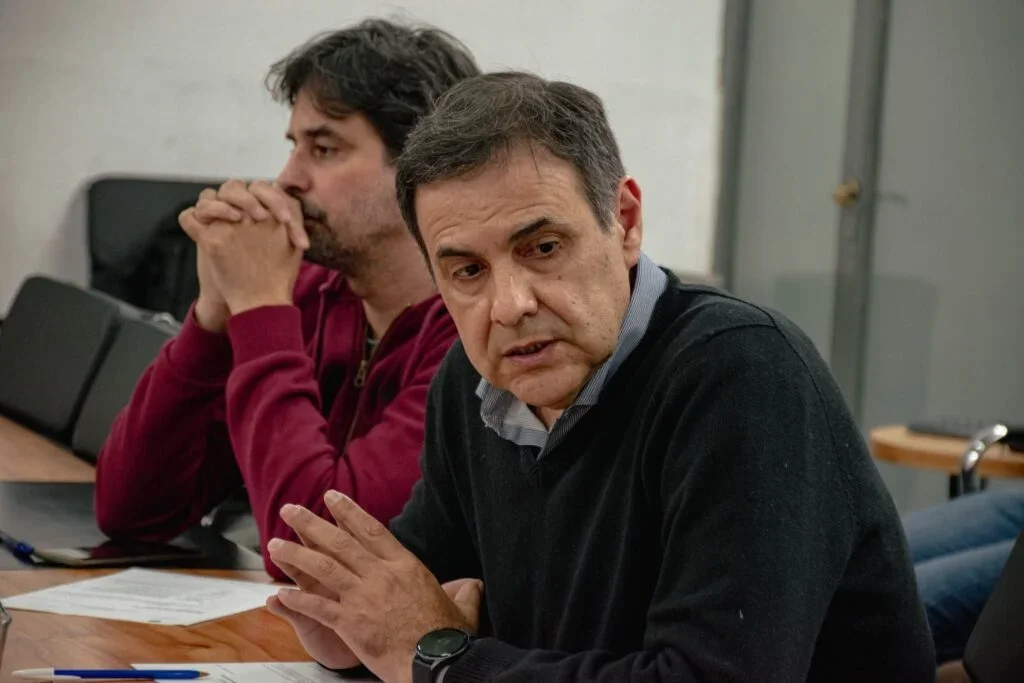 Iniciativa del diputado Couceiro busca frenar la fuga de profesionales en el interior provincial