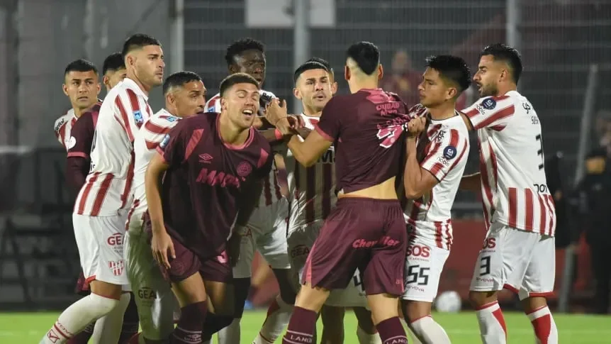 Instituto avanza a octavos de final de la Copa Argentina tras vencer a Lanús 2 a 1