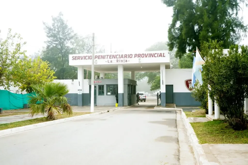 Intento de contrabando en La Rioja: mujer lleva 51 cápsulas de droga al penal