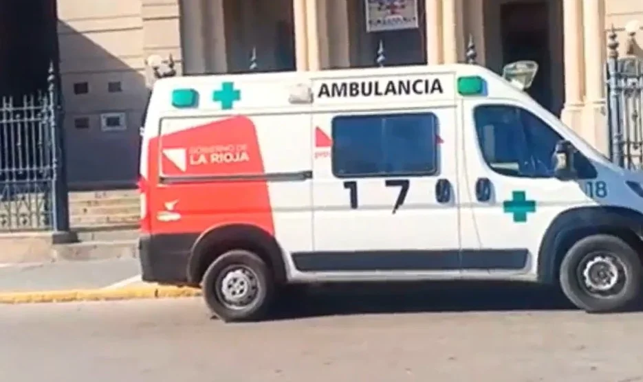 La comunidad se preocupa por la salud del Padre Roberto Queirolo tras descompensación en misa