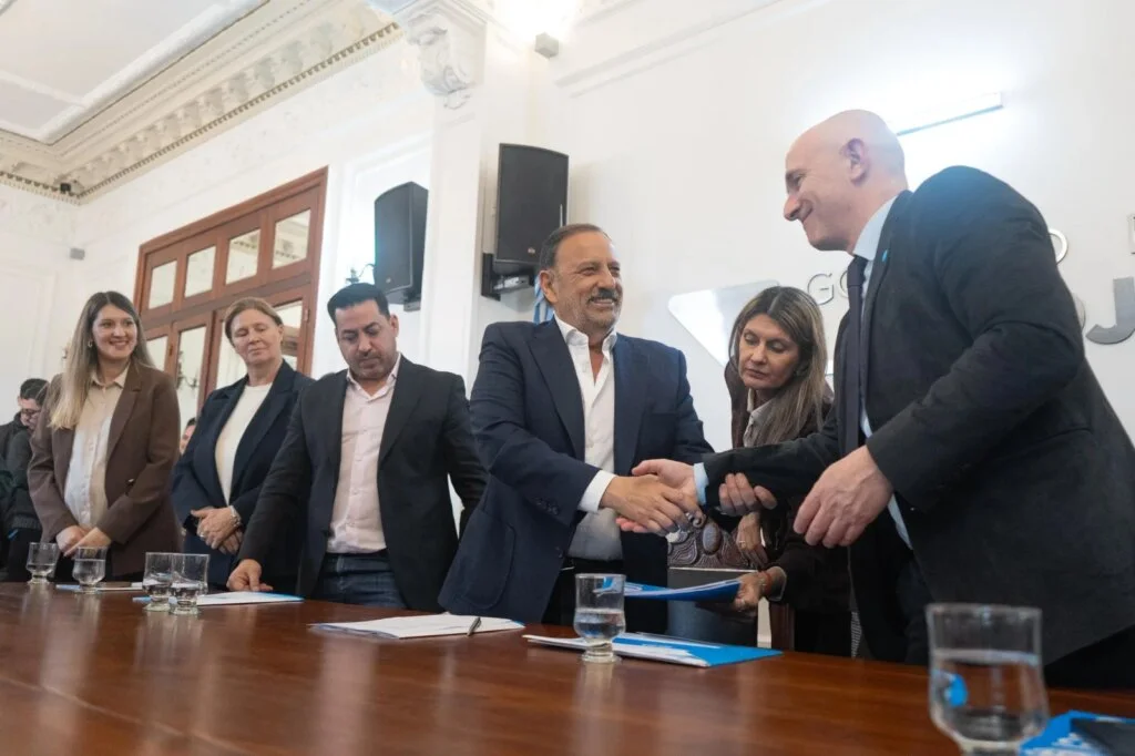 La Rioja avanza en protección infantil: convenio con UNICEF para la infancia provincial