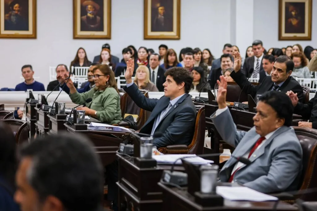 La Rioja establece un nuevo Programa de Educación Vial y celebra el Día provincial del VIH