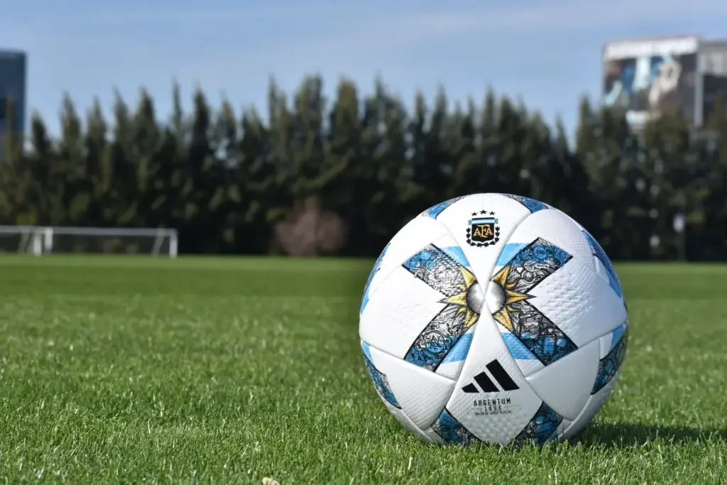 La Rioja se prepara para impulsar el fútbol regional con la AFA y 4 provincias involucradas