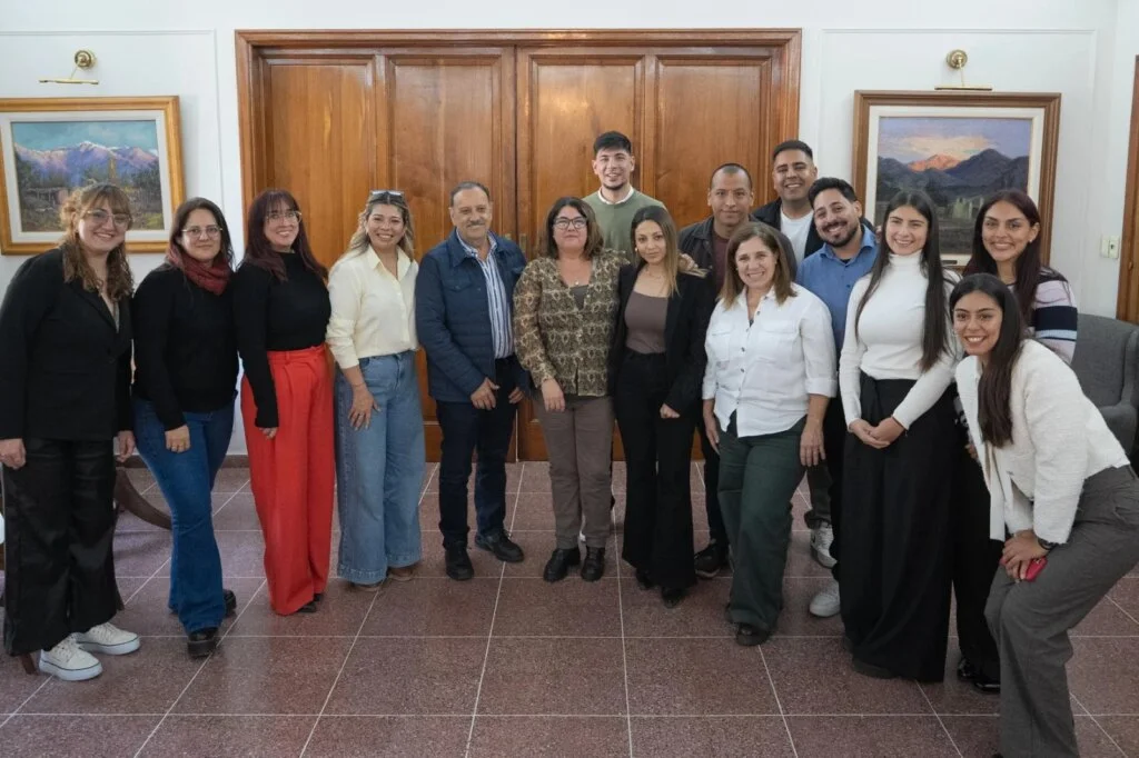 La Rioja y Paysandú unen fuerzas para impulsar políticas juveniles innovadoras