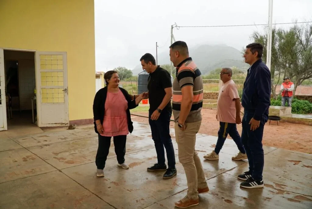 Mejoras en escuelas de Independencia aseguran el comienzo de clases este año