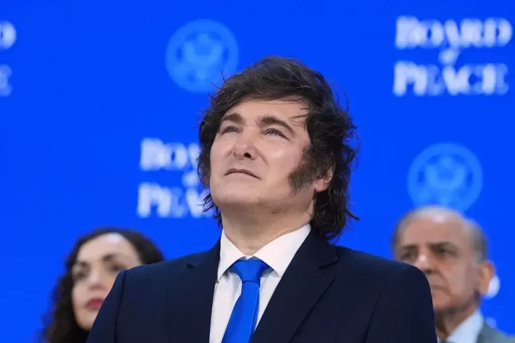 Milei reconoce el impacto de la inflación en la economía argentina y anticipa mejoras