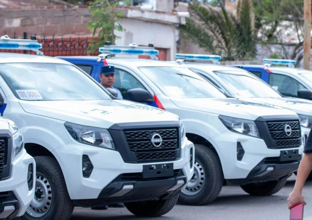 Operativo policial en Urbano 40: cinco jóvenes detenidos tras alerta en escuela