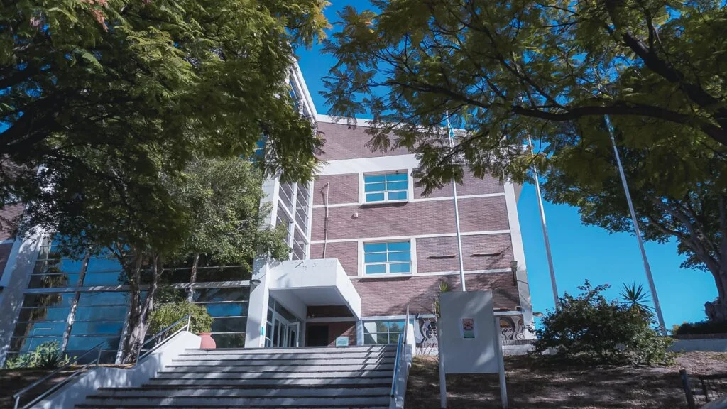 Paro de 24 horas en la UNLaR: estudiantes y docentes se preparan para la próxima semana
