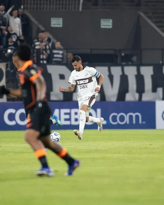 Platense debuta con derrota en la Copa Libertadores: Corinthians lo supera 2-0