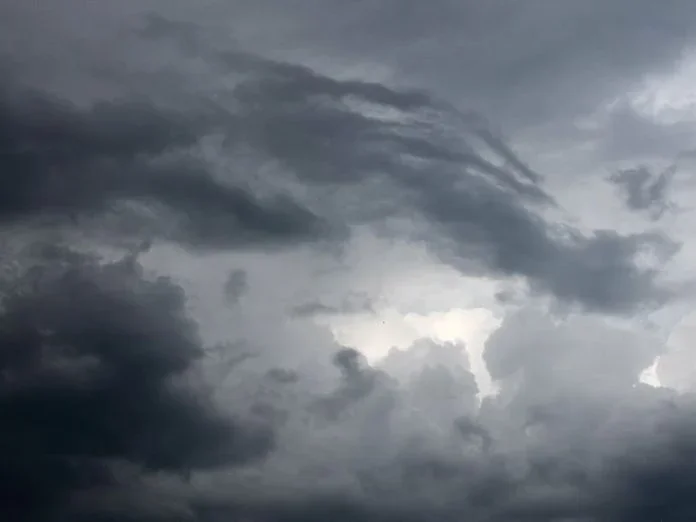 Precauciones extremas en La Rioja ante pronóstico de tormentas y niebla