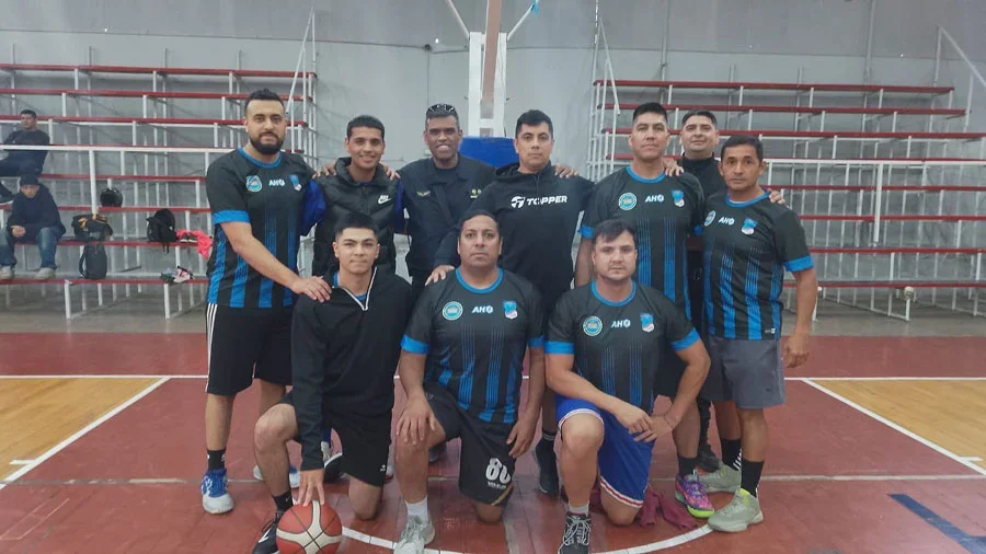 Primeros partidos de básquet en las Olimpiadas Policiales: la competencia ya comenzó en La Rioja