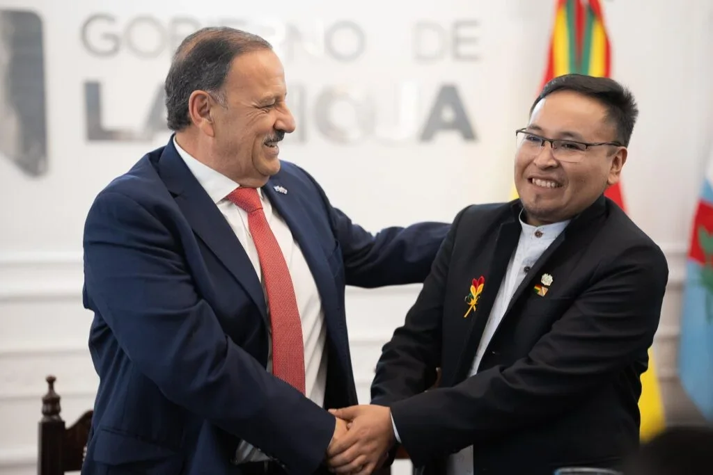 Quintela promueve la integración cultural con la comunidad boliviana en La Rioja