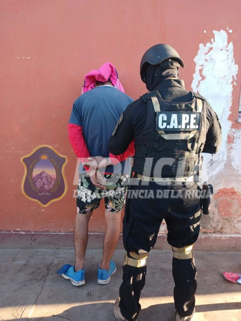 Recuperan objetos robados tras la detención de un ladrón en Barrio San Vicente
