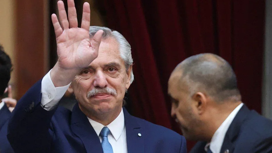 Reflexiones de Alberto Fernández sobre su legado y el futuro de Milei en Argentina