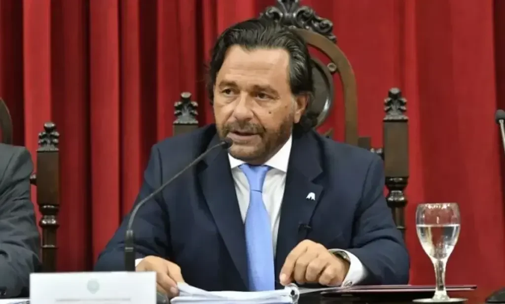 Sáenz demanda a Kirchner por elecciones libres: el futuro del peronismo en juego