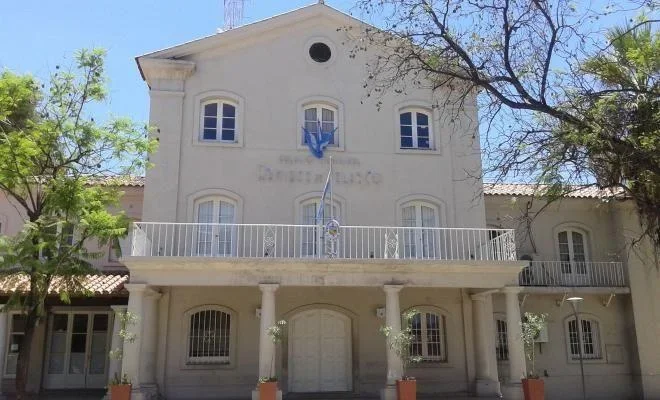 Salarios municipales en La Rioja asegurados: Intendente descarta embargos desde septiembre